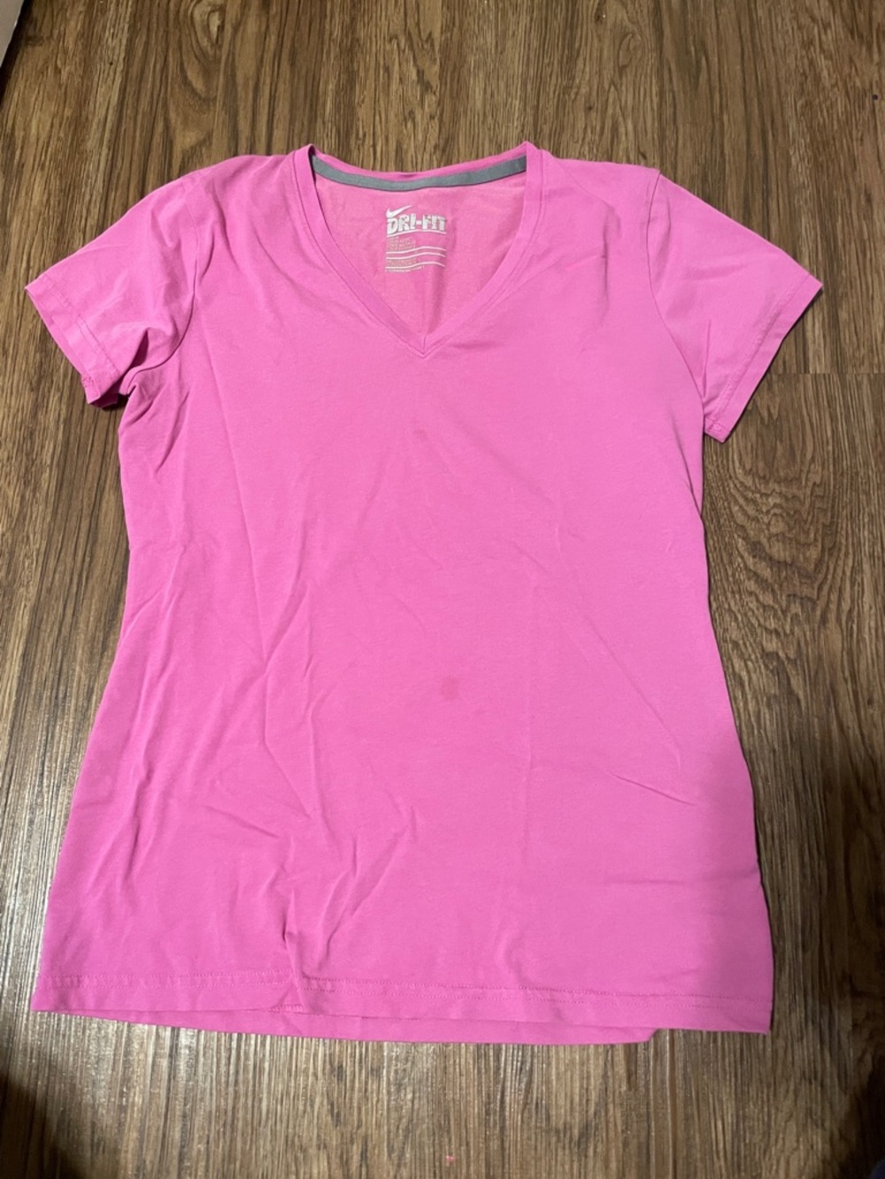 Nike Women's Bright Pink Dry Fit  V-Neck Short Sleeve V neck Tee M